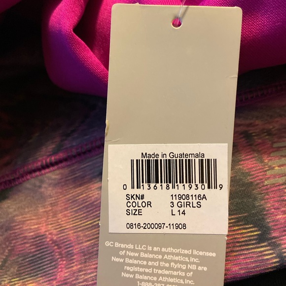 Girls new balance hoodie - Picture 2 of 2